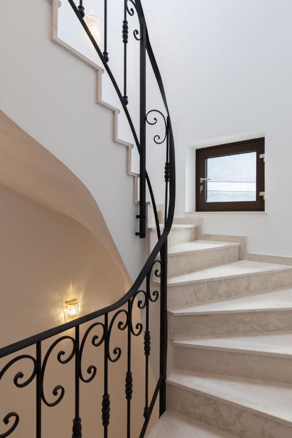 Holt Old Town One Bedroom בוקרשט